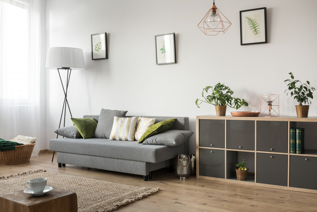 Living room with lamp and accent light